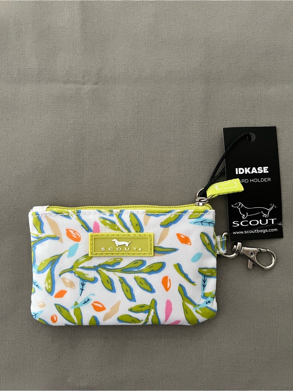 Scout Olive or Twist Print IDKase Card Holder Wallet NWT
